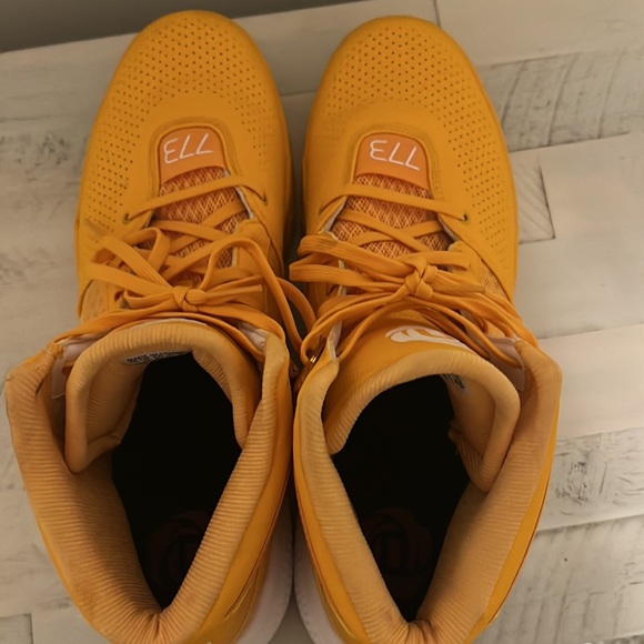 Men’s Adidas D Rose 773 IV Basketball Shoes - Picture 7 of 8